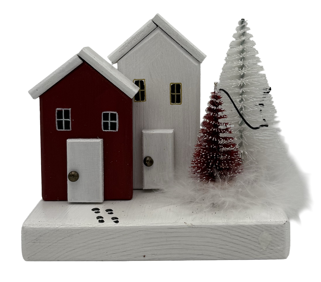 DOUBLE BOARD WITH HOUSE