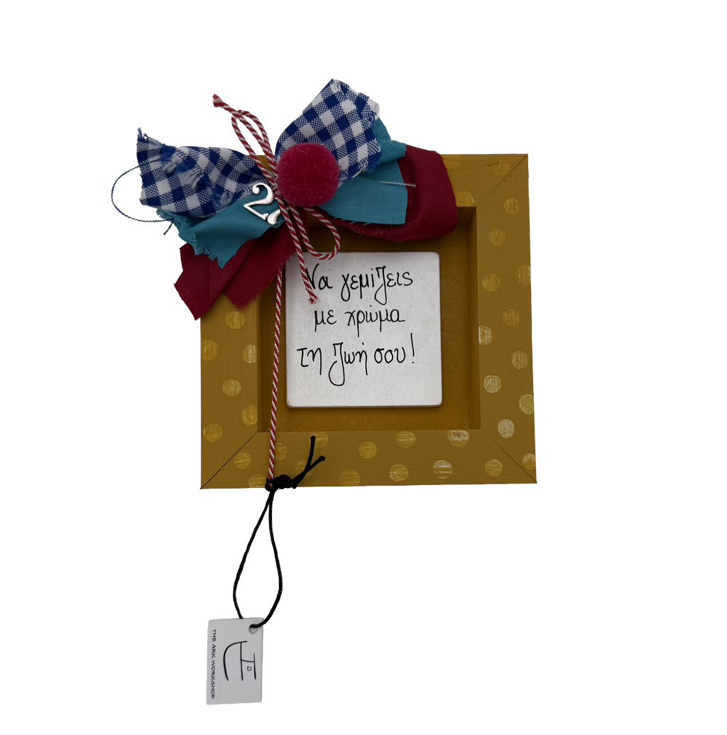 PENDANT WITH TASSEL